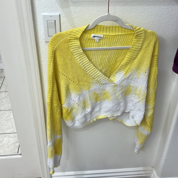 NEW Superdown Yellow Tie Dye Cropped Sweater - Picture 5 of 9